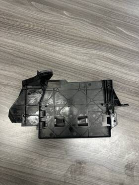Audi Bri-035-464-c New Q5 8r Amplifier Bracket 8r0035464c Original 8r0-035-464-c