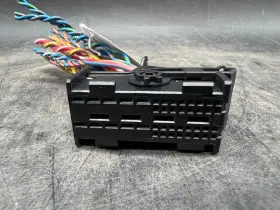 8364862-03 Bmw 2007-2013 328i Oem Rear Amplifier Pigtail Wiring Harness Plug