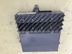 8383870 Bmw 00-06 E46 Coupe 325ci 330ci Rear Back Trunk Amplifier Oem