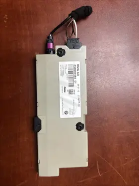 Av9267084 Bmw 2011-2016 528ix 535xi Antenna Amplifier 01 Oem