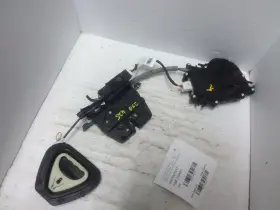 Uk739763004 Bmw Rear Trunk Latch Lock Actuator 2017 X4