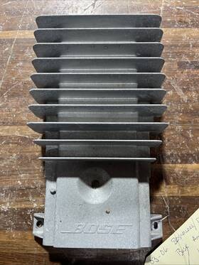 Bose 11514454 03-06 Cadillac Escalade Yukon Denali Amplifier