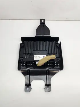Gm186692x Bose 2003-2008 Mazda 6 Speed6 Radio Speaker Amplifier Oem