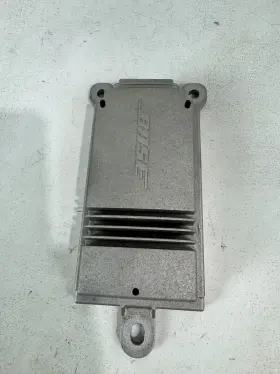 22982987 Cadillac 2016-2018 Ct6 Bose Audio Speaker Amplifier Amp Oem