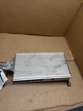 05094001ae Chrysler 2005-2008 Pacifica Amplifier Oem