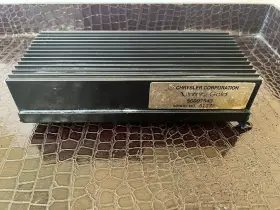 56007543 Chrysler 93-98 Jeep Grand Cherokee Dodge Dakota Infinity Gold Amplifier