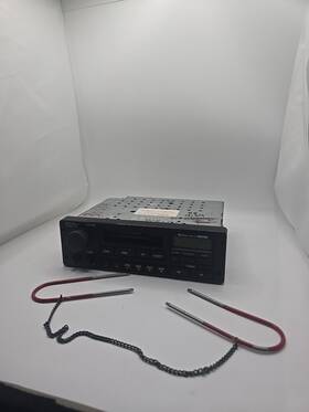 Clarion 0247007 1986 -1993 Saab 900 9000 Radio Cassette Tape Player Stereo