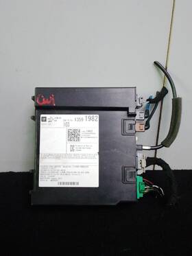 Colorado Yukon Sierra 111000-58010101 2014 Gm Gmc Chevy Hd Radio Usb Module 13591982