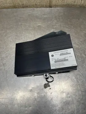 P05064418ae Dodge 2009-2012 Ram 2500 3500 Cummins 6.7l Radio Amplifier Oem