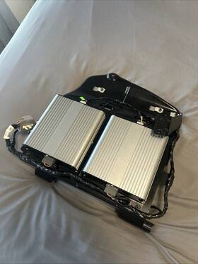 Ford 116201697353 Genuine Oem Mustang Shaker 1000 Subwoofer Amplifiers And Mounting Bracket