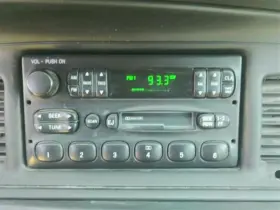 638-01845 Ford Audio Equipment Radio Receiver Am-fm-cassette Fits 05-07 Crown Victoria 152100
