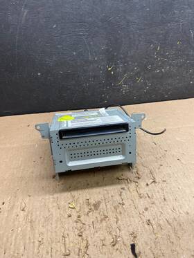 Ford 9e5t19c15 2010 2011 2012 Fusion Radio Audio Receiver Am Fm Cd Mp3 T8290 Dg
