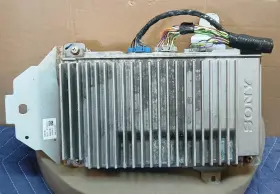 Bl3z-18b849-a Ford 2010-2013 F150 Sony Radio Amplifier With Flow Thru Console Oem
