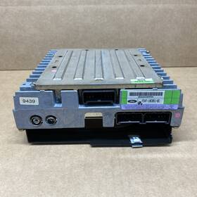 Ford F5vf-18c851-bc 1995-1997 Control Head Amplifier Radio Amp