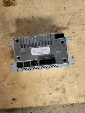 Fr3t-14f239-ce Ford 2015 Mustang Radio Audio Amplifier Module #010 Oem