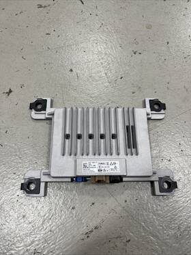 Ford Pc3t-18t806-cc 2024-2025 Mustang/f/450 Amplifier Module Unit Assembly Oem Used