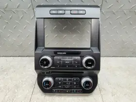Jl3t-18e245-adg Ford Truck 638-11388 2018 F150 Lariat Radio Heat Ac Control Panel Bezel Used Oem