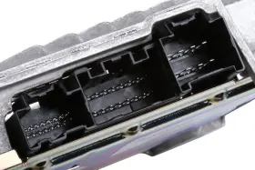 84832889 Gm Genuine Parts Radio Speaker Amplifier
