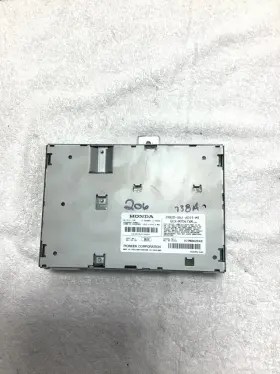 39820-shj-a001-m1 Honda 2005 Odyssey Touring Radio Amplifier ##