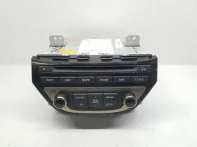 638-72560 Hyundai Audio Equipment Radio Coupe Receiver With Navigation Fits 13 Genesis 166339