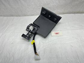 Hyundai 84630-l0000 2020 2021 Sonata Center Console Power Usb Port Oem