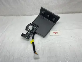 84630-l0000 Hyundai 2020 2021 Sonata Center Console Power Usb Port Oem