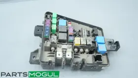 91242-3m810 Hyundai 2014 Genesis Sedan 3.8l Relay Junction Fuse Box Oem X6u