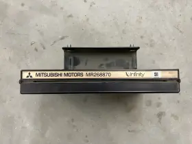 Mr268870 Infinity 2001 Mitsubishi Montero Sport Amplifier