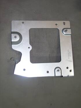 Jaguar 8x23-19g263-ab Original 2009 Xf Trunk Radio Stereo Amplifier Mounting Bracket