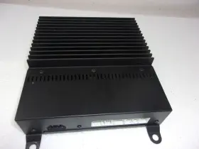 2r8318c808ba Jaguar C2c20685 Xj8 2004 To 2009 Power Amp Or