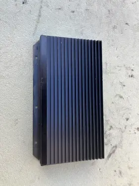 Lmc4170aa Jaguar 97-06 X308 Xjr Xj8 Xk8 Radio Amplifier Vanden Plas
