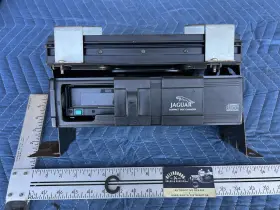 Lnc4160aa Jaguar 1998-2003 Xjr Xj8 X308 Cd Changer And Speaker Radio Amplifier Oem #4674e