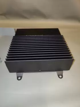 Lnf4170aa Jaguar Original 2000 Xj8 Radio Audio Amplifier Trunk Mounted Oem