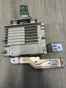 86280-04071 Jbl 2018-2019 Toyota Tacoma Genuine Oem Amplifier