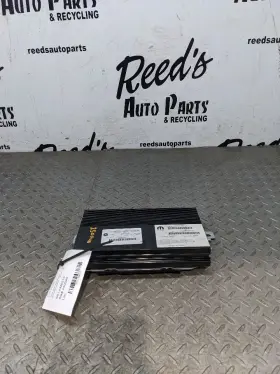 68200272ab Jeep 661.am8515 2015-2017 Cherokee Radio Audio Stereo Amplifier Amp Oem 1169674