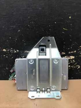 68461751aa Jeep 2015 To 2022 Grand Cherokee Oem Sound System Radio 96k