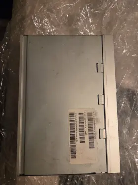 P083427899 Jeep 2006-07 Grand Cherokee/ Commender Amplifier
