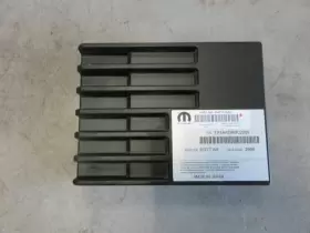 68471120 Jeep/plymouth Truck 2018-2021 Wrangler Jl Oem Amplifier Assembly