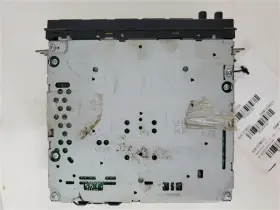 638-57961c Kia Audio Equipment Radio Receiver Am-fm-stereo-cassette-cd Fits 01 Magentis 3822581