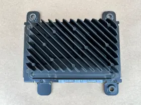 96370-r0300 Kia/ Bose 21-24 Carnival Oem Sound Stereo Amplifier 96370-0300 Like New