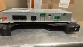 Lr157768 Land-rover Lr14024 Genuine Amplifier 2500 Amp