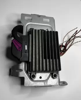 8j0035223b Lear 2008-2010 Audi Tt Mk2 Radio Stereo Audio Amp Sound Amplifier Oem