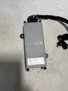 2518201389 Mercedes-benz 051323 06-12 W164 Gl450 Ml350 Secondary Amplifier Audio System