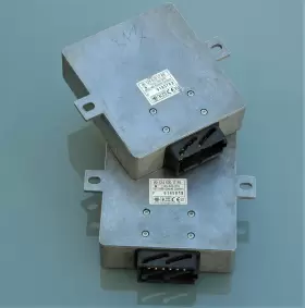 1248201789 Mercedes-benz 124 820 17 89 2x Becker Oem Amp / Amplifier - Not Working As-is