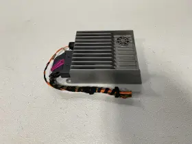 A0.36 Mercedes-benz 9068 10-16 E550 Convertible Harmen Becker Amp Oem #a0.36