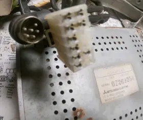 Mb649760 Mitsubishi 1990 3000gt Oem Radio Amplifier