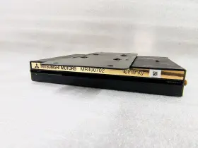 Mr490702 Mitsubishi 2001-2006 Gen3 Montero Infinity Amplifier -