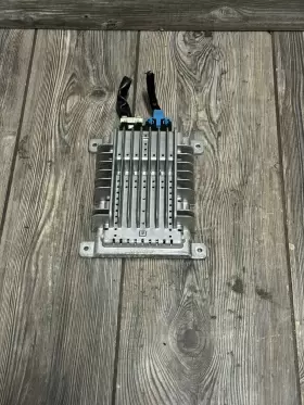 28060cf40a Nissan 2006 350z Bose Radio Stereo Amplifier Oem 21bjfdc
