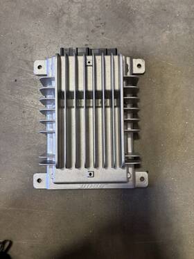 Nissan 28061-1etoc 10-19 370z Bose Radio Amplifier Oem 28061-1et0c 55k Miles