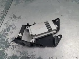 99164552100 Porsche 2015 911 Turbo S 991 Bose Subwoofer Amplifier / Bracket #0222 Ll6